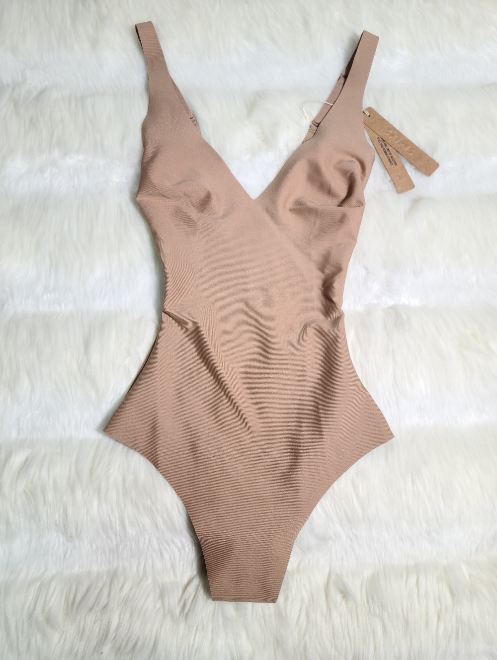 SKIMS Unlined Plunge Thong Bodysuit Tan Sienna Women XX-Small NEW